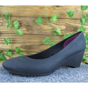 Crocs Women's‎ Pump Black Synthetic Pump 8 Medium Gently Used 2025